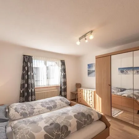 Chesa Talvo شقة ساميدان